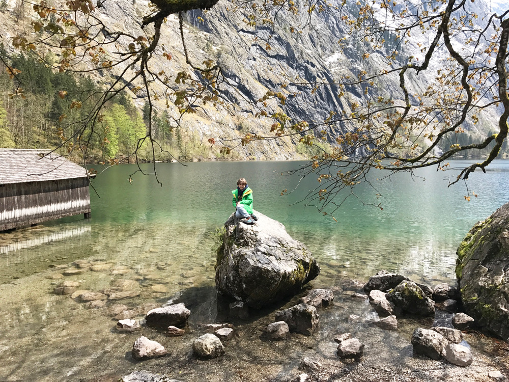wandern am Königsee mit Kind Berchtesgadener Land Bayern Obersee Ausflug Tageswanderung Aktivitäten