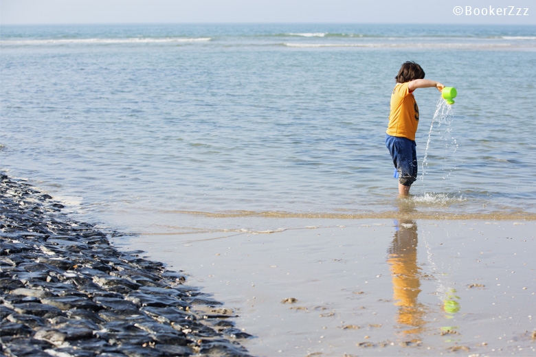 niederländische Küste mit Kindern Tipps und Aktivitäten Holland mit Kind. Urlaub in Holland. Niederlande mit Kind. Attraktionen und Aktivitäten am Strand Niederlande.