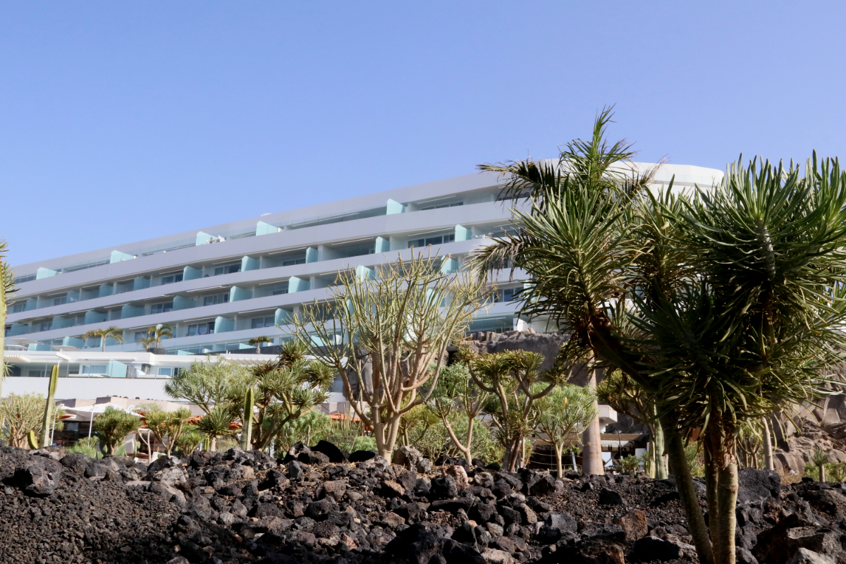 Royal Hideaway Corales Suites resort auf Teneriffa, familienfreundliche Apartments, familienfreundliches Hotel Luxus 5 Sterne Hotel Teneriffa Costa Adeje