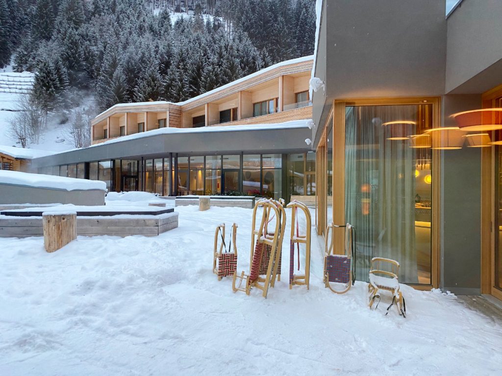 Feuerstein Nature Family Resort - Familienhotel Südtirol Familienzimmer Winterurlaub mit Baby