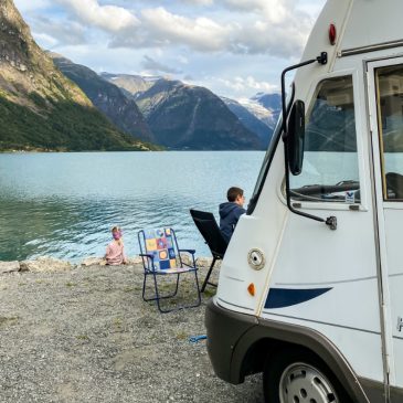 Camping mit Kindern – unsere 11 besten Tipps für einen entspannten Urlaub mit dem Wohnmobil